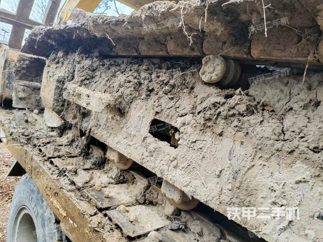 右導(dǎo)向輪（行走機(jī)構(gòu)）