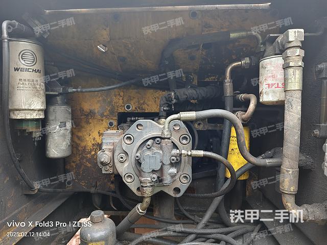 液壓泵艙室正面整體（整機(jī)外觀）