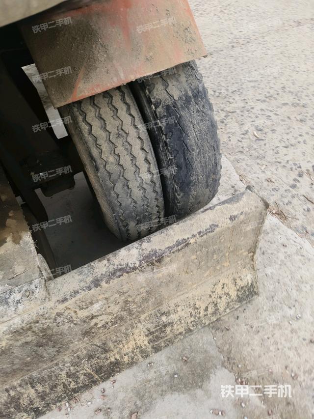 右側履帶整體?（行走機構）