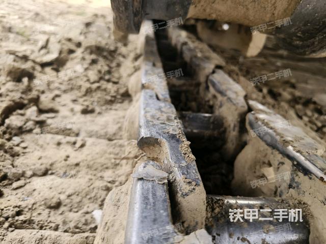 右側(cè)履帶整體（行走機(jī)構(gòu)）