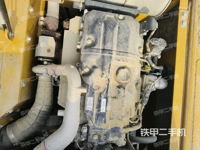 氣門室蓋螺絲特寫（上車部件）