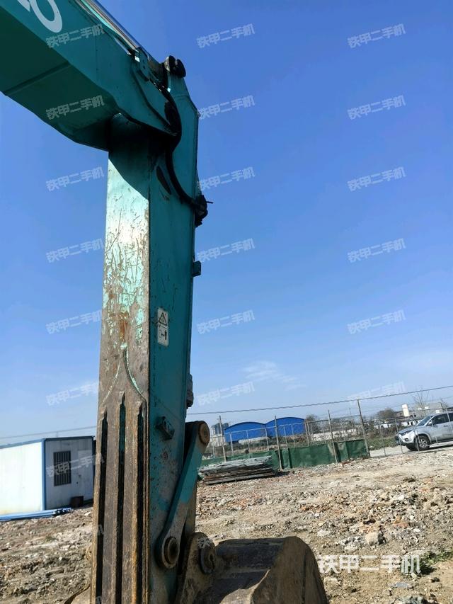 小臂整體右前（工作和回轉(zhuǎn)裝置）