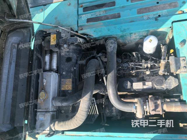 發(fā)動機(jī)室（上車部件）