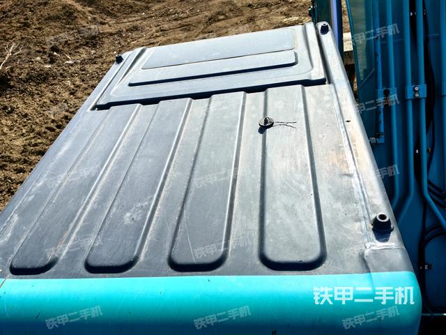 駕駛室頂部俯視（上車部件）