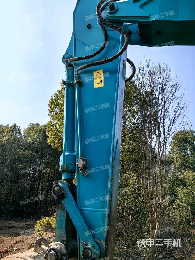 小臂整體左后（工作和回轉(zhuǎn)裝置）