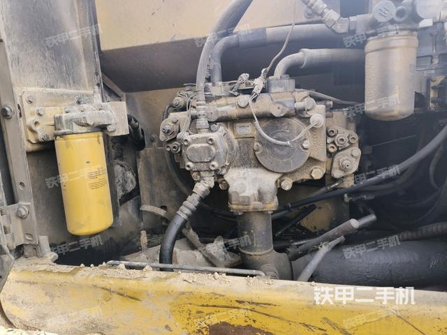 液壓泵室（大件艙室）