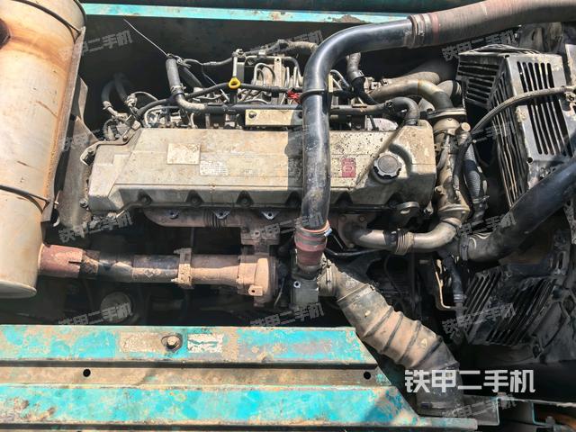 氣門室蓋螺絲特寫(上車部件) 氣門室蓋螺絲特寫(上車部件)