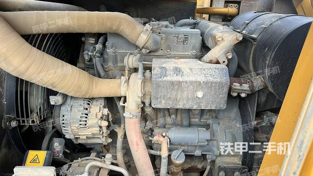 發(fā)動機室(上車部件) 發(fā)動機室(上車部件)