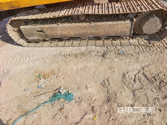 單側履帶整體（整機外觀）