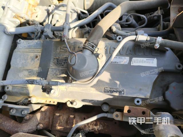 發(fā)動(dòng)機(jī)室（上車部件）