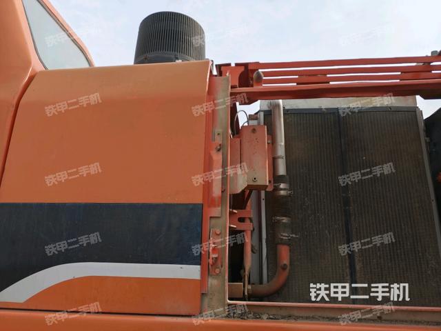 散熱器正面（大件艙室）