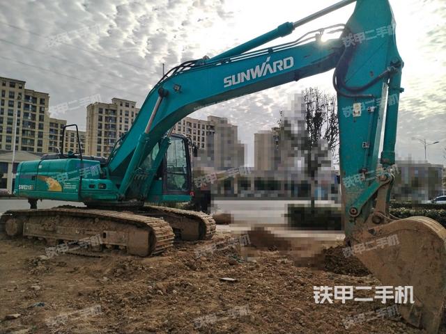 右前45(整機(jī)外觀) 右前45(整機(jī)外觀)