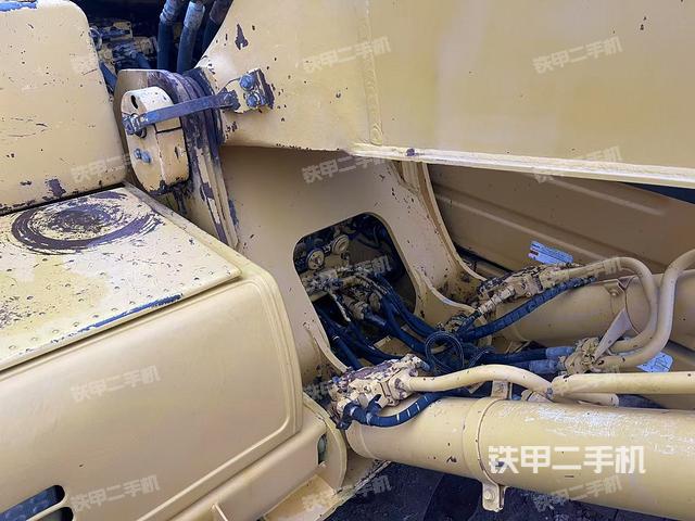 大臂根部?斜視（工作和回轉(zhuǎn)裝置）