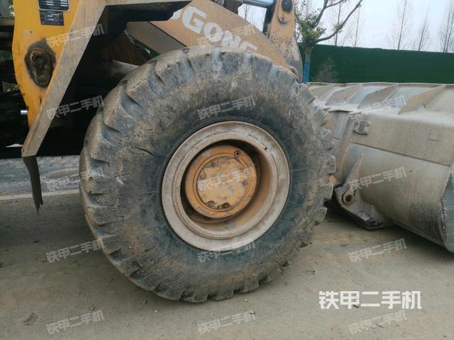 左前輪（行走機(jī)構(gòu)）