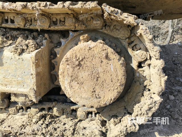 左驅(qū)動(dòng)輪（行走機(jī)構(gòu)）