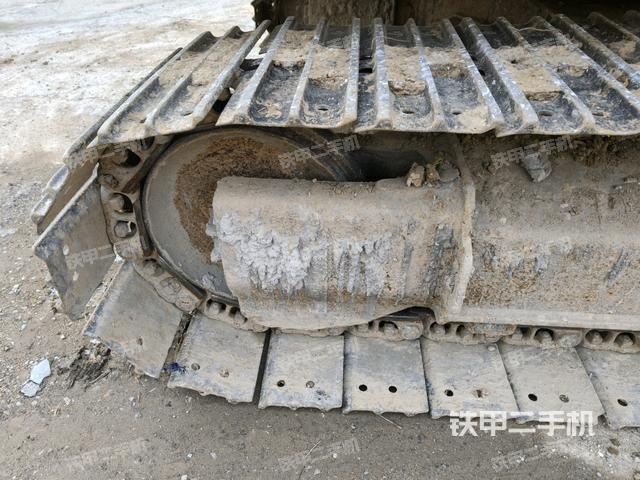 右導向輪（行走機構(gòu)）