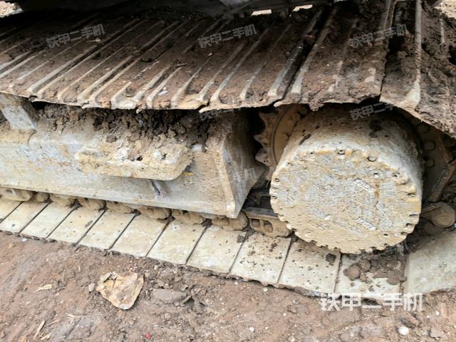 右側(cè)行走馬達(dá)蓋板(行走機(jī)構(gòu)) 右側(cè)行走馬達(dá)蓋板(行走機(jī)構(gòu))