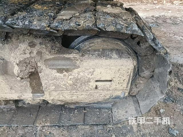 左導(dǎo)向輪（行走機(jī)構(gòu)）