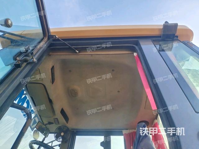 駕駛室外頂全景（壓路機(jī)駕駛室）