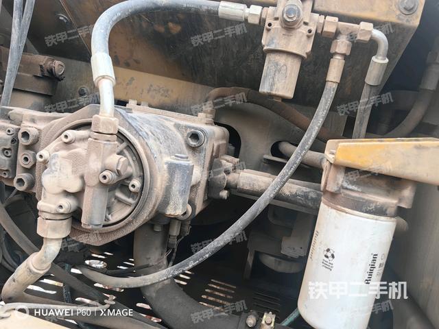 散熱器正面(大件艙室) 散熱器正面(大件艙室)