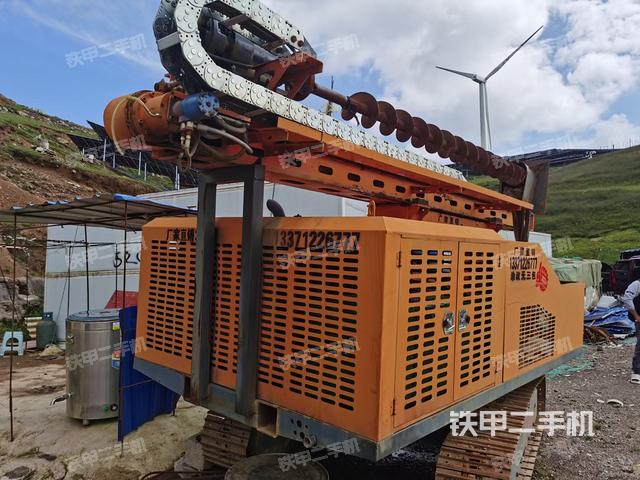 整機左側(cè)（設(shè)備外觀及核心部件）