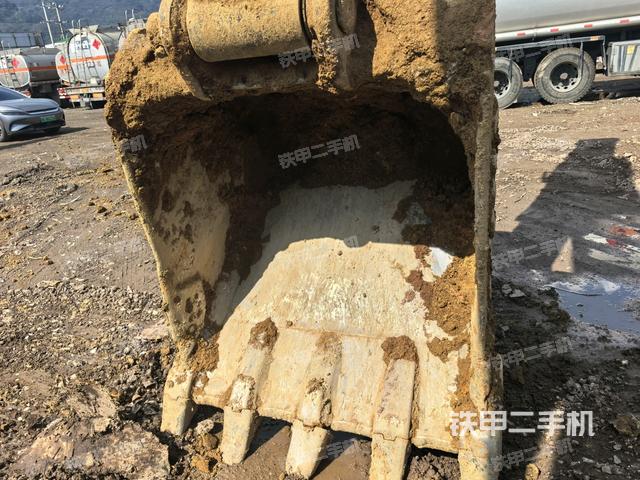 大臂整體?右側(工作和回轉裝置) 大臂整體?右側(工作和回轉裝置)