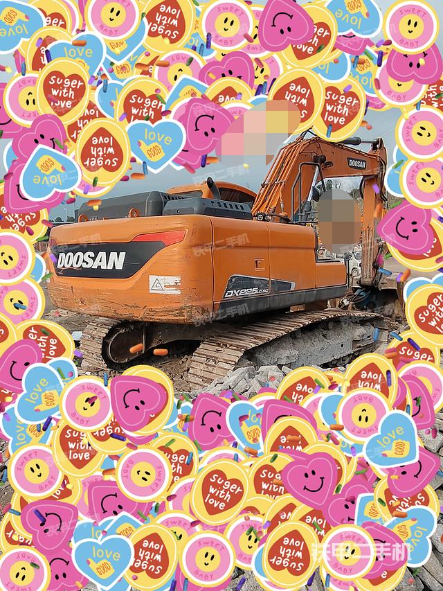 整機(jī)右后45°(整機(jī)外觀) 整機(jī)右后45°(整機(jī)外觀)