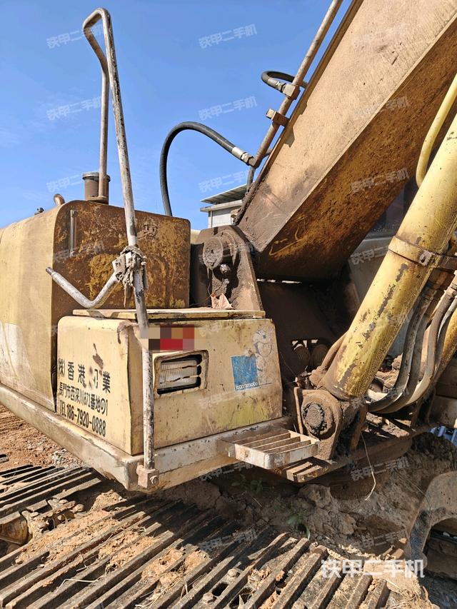 大臂油缸整體?豎拍（工作和回轉(zhuǎn)裝置）