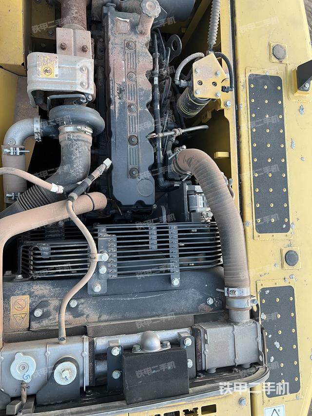 發(fā)動機(jī)整體俯視（整機(jī)外觀）