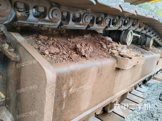 右側(cè)行走馬達(dá)蓋板（行走機(jī)構(gòu)）