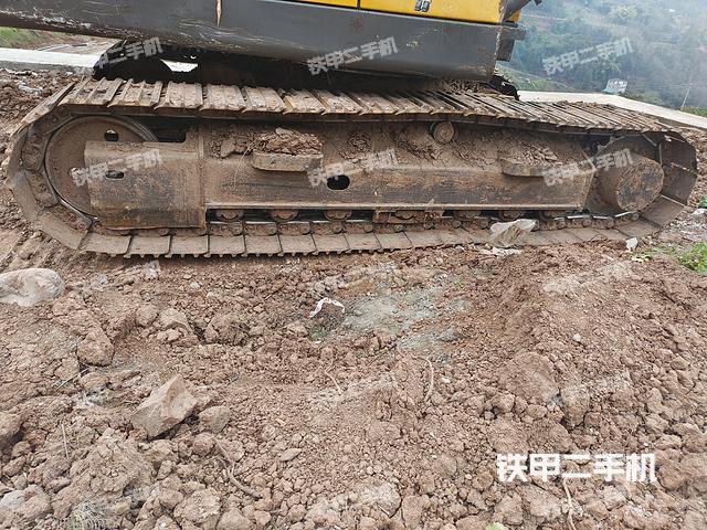 单侧履带整体（整机外观）