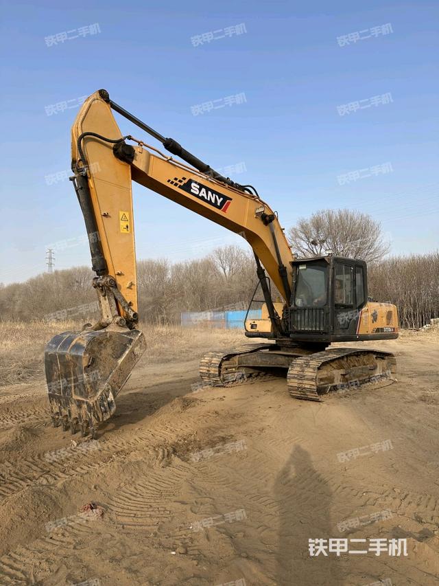 駕駛室頂部（整機(jī)外觀）