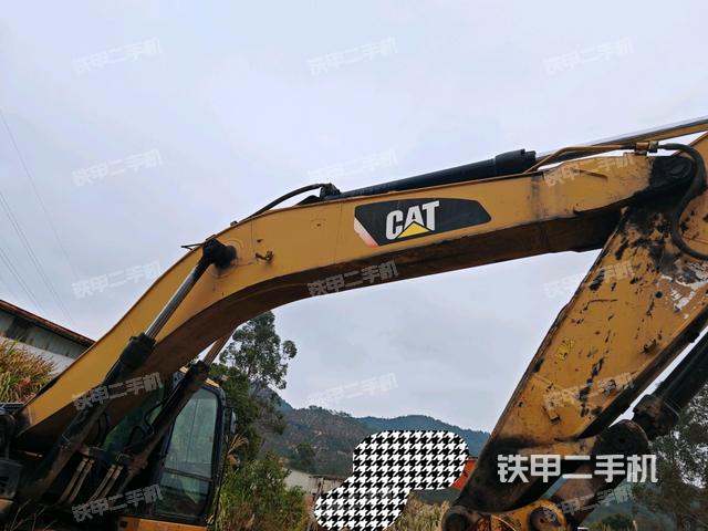 大臂整體?右側(cè)（工作和回轉(zhuǎn)裝置）