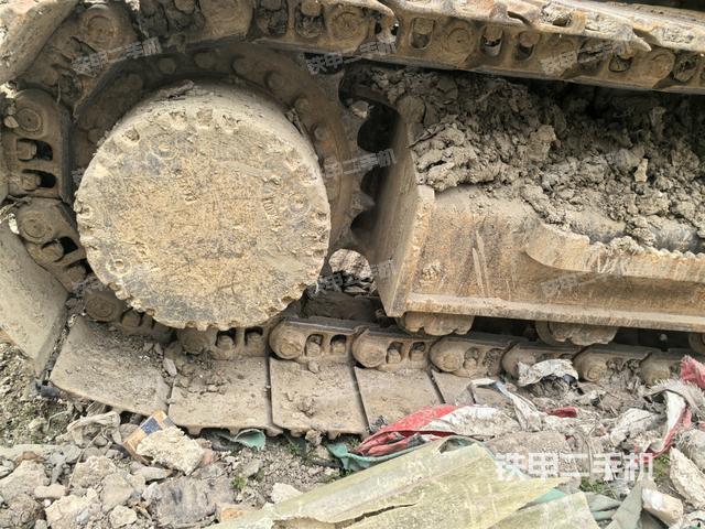 右驅(qū)動(dòng)輪（行走機(jī)構(gòu)）