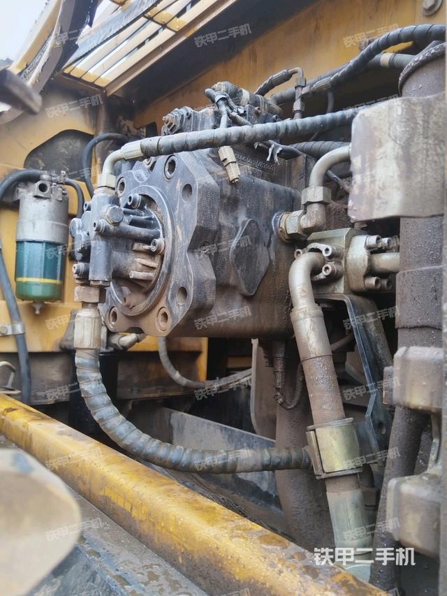 液壓泵室（大件艙室）