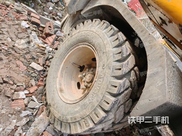 左托鏈輪和鏈筋(行走機(jī)構(gòu)) 左托鏈輪和鏈筋(行走機(jī)構(gòu))