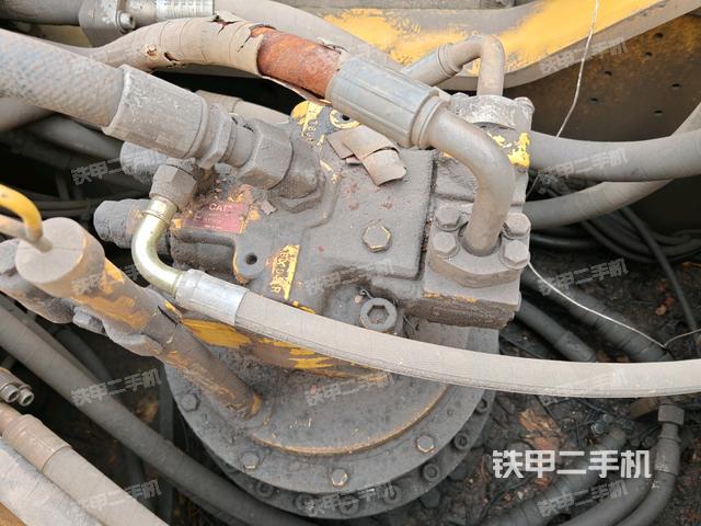 回轉(zhuǎn)馬達（上車部件）