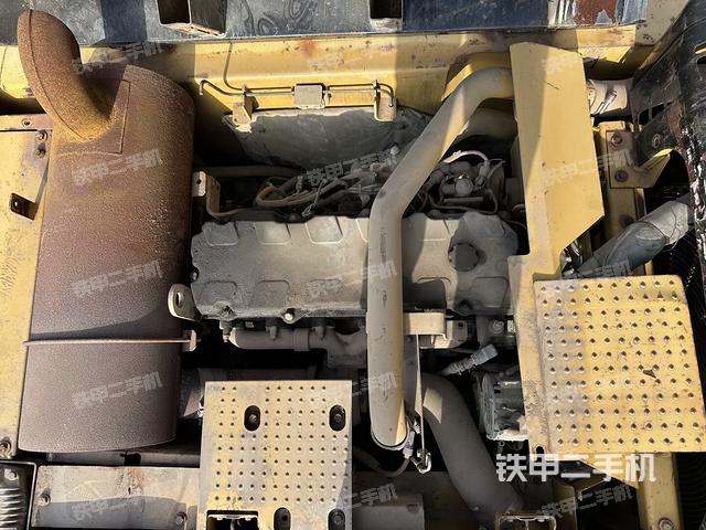 發(fā)動(dòng)機(jī)整體俯視(整機(jī)外觀) 發(fā)動(dòng)機(jī)整體俯視(整機(jī)外觀)