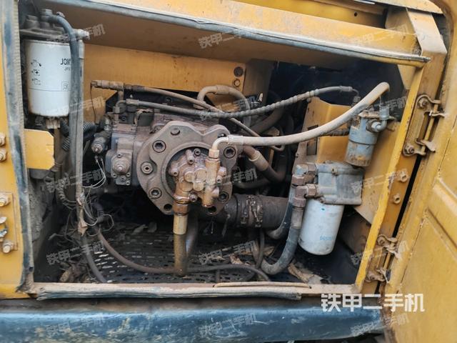 電瓶（大件艙室）