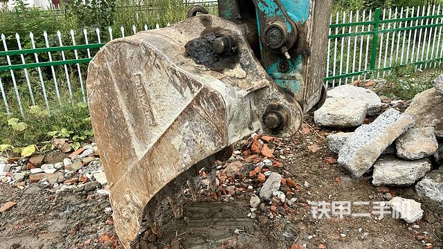 大臂整體?右側(cè)（工作和回轉(zhuǎn)裝置）