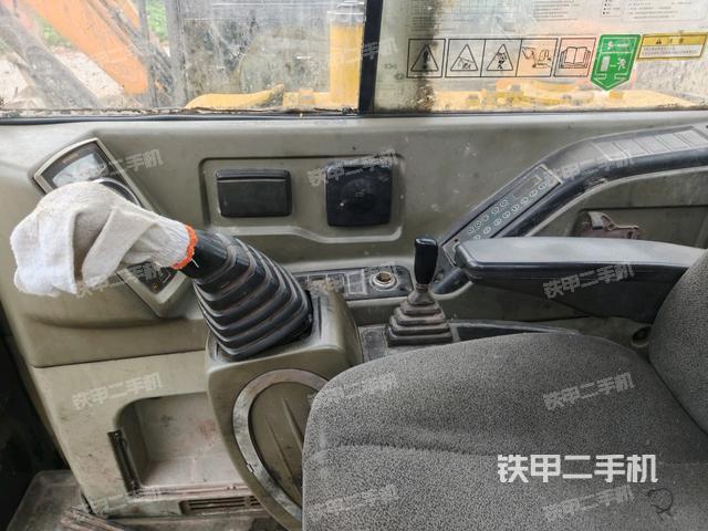 顯示屏?(駕駛室部分) 顯示屏?(駕駛室部分)