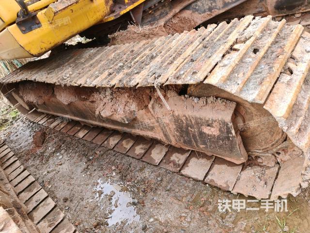 左側(cè)履帶整體?（行走機(jī)構(gòu)）