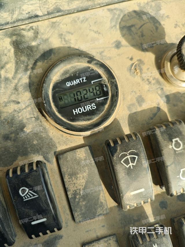 駕駛室操作臺（整機(jī)外觀及大件）