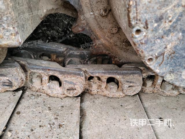 右側(cè)履帶整體（行走機(jī)構(gòu)）