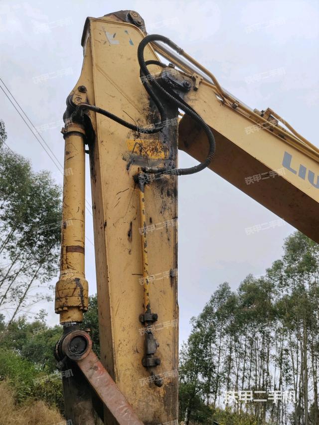 小臂整體左后（工作和回轉(zhuǎn)裝置）