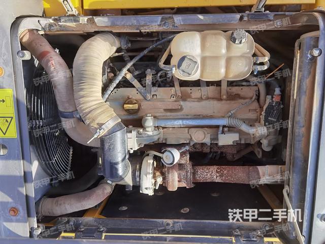 發(fā)動(dòng)機(jī)整體俯視(整機(jī)外觀) 發(fā)動(dòng)機(jī)整體俯視(整機(jī)外觀)