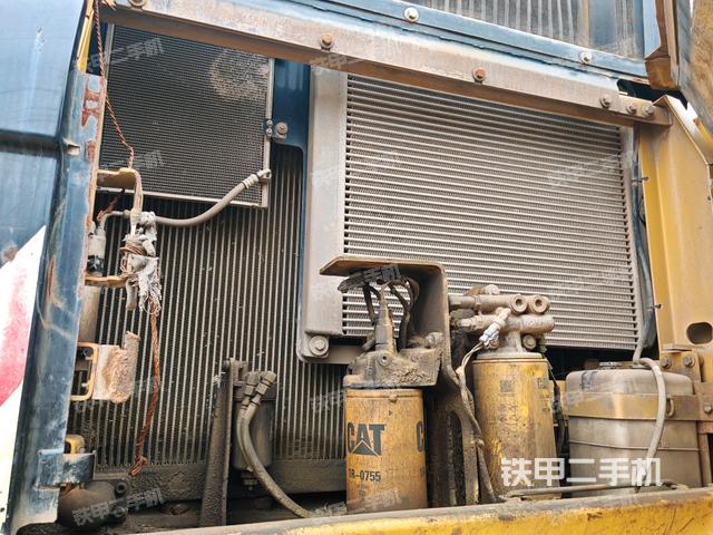 散熱器正面（大件艙室）