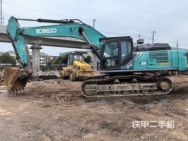 神钢SK380XD-10挖掘机
