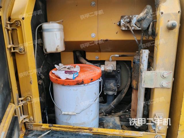 液壓泵室（大件艙室）