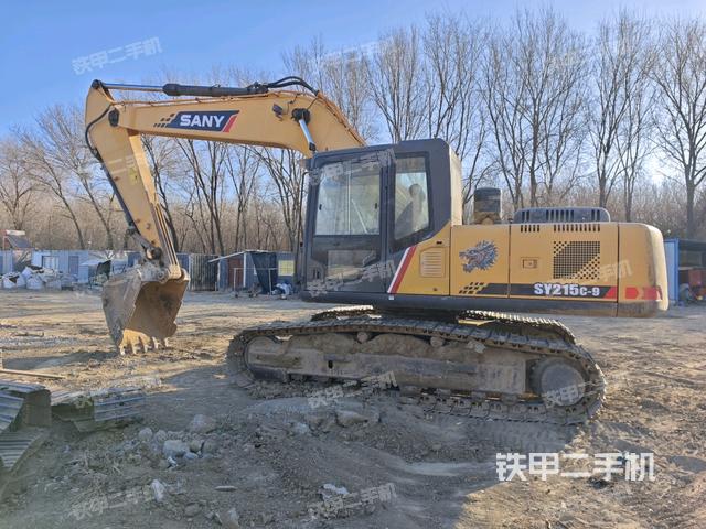 駕駛室整體（整機(jī)外觀）